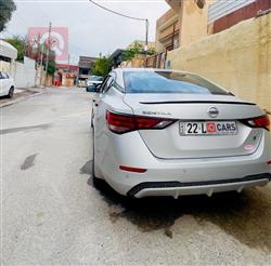 نيسان سنترا